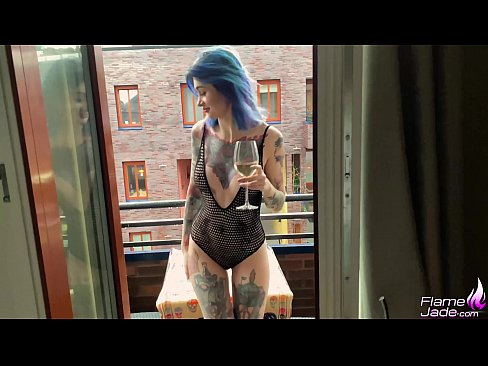 ❤️ Obrovská holka kouří s hltem a vášnivě šuká pod širým nebem ❤ Sex video u nás ❌️
